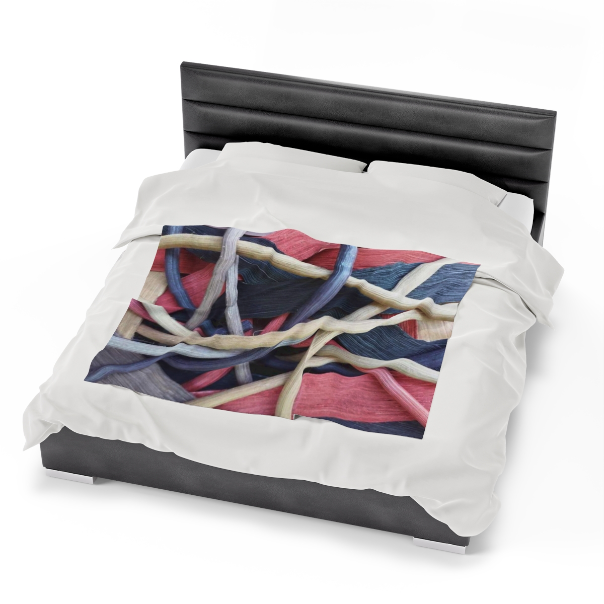 Greg and Carla Filippelli Cranberry Creek Baskets Red/Black/White Velveteen Plush Blanket - Image 14
