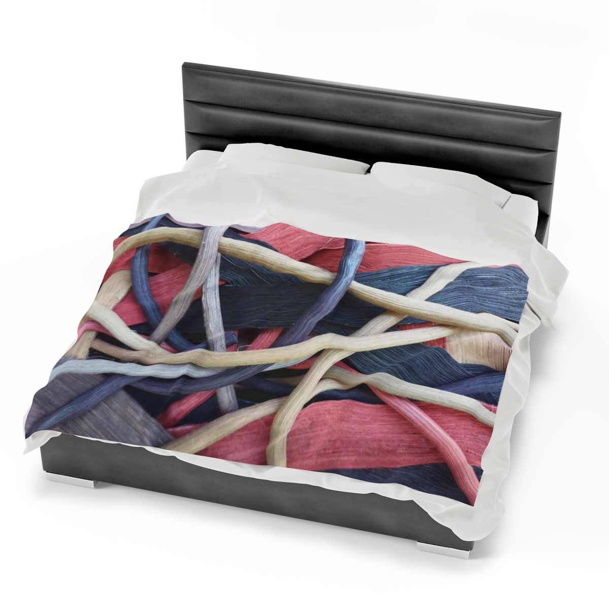 Greg and Carla Filippelli Cranberry Creek Baskets Red/Black/White Velveteen Plush Blanket - Image 6